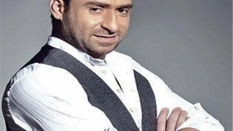 تكريم نضال الشافعى بالمهرجان الدولي للتعليم والثقافة