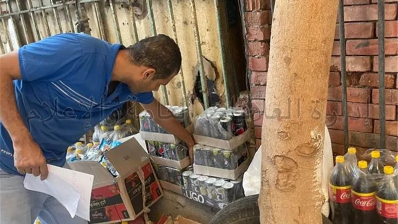 ضبط 17 طن أسمدة ومواد غذائية مجهولة المصدر في الإسماعيلية