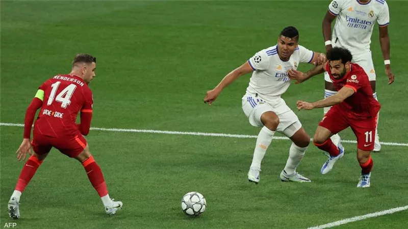 هل يشارك كاسيميرو أمام ليفربول و اللاعب يعلق