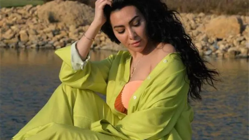 ميرهان حسين تنتهى من تسجيل الأغنية الدعائية لـ فيلم اتنين للإيجار