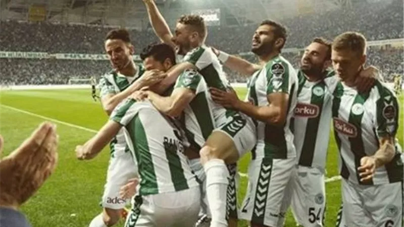 قونيا سبور يكتسح اسطنبول بالدورى التركى