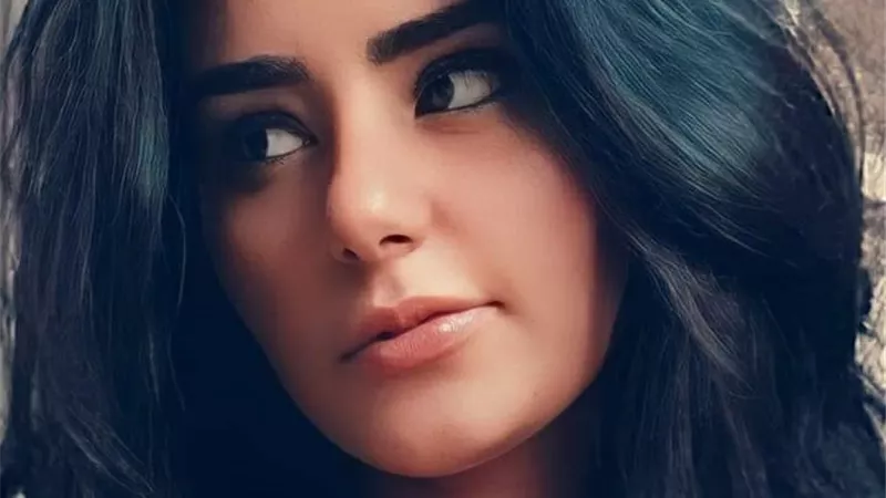 بنظرة ساحرة.. إيمان سلامه تخطف القلوب