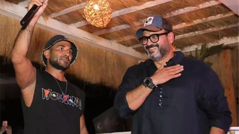 أول تعاون فنى بين أحمد سعد وأكرم حسنى فى أغنية جديدة