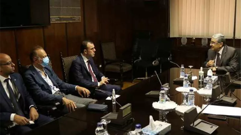 وزير الكهرباء يستقبل رئيس مجلس إدارة شركة k&k الإماراتية لبحث سبل دعم وزيادة فرص الاستثمار