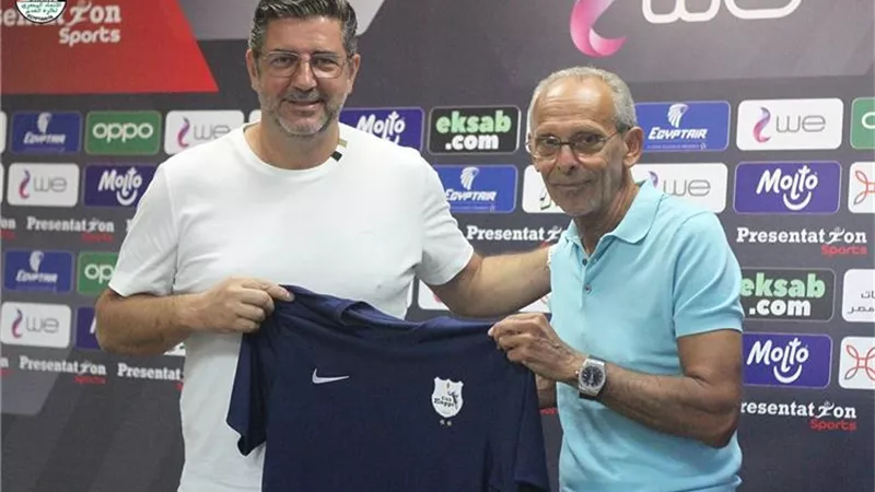 المدير الفني للفراعنة يزور إنبي ويجتمع مع فييرا