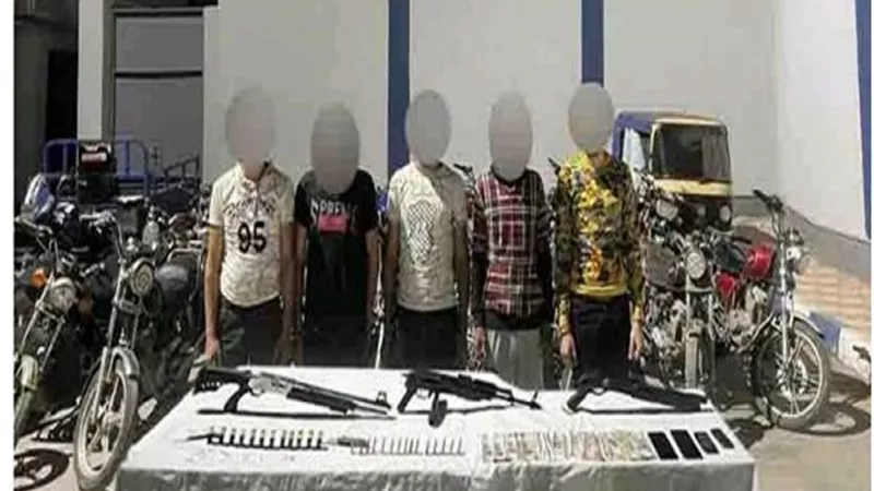 بندقيه خرطوش وطلقات وطبنجه حصيلة عصابة الاسلحة النارية بمصر القديمه
