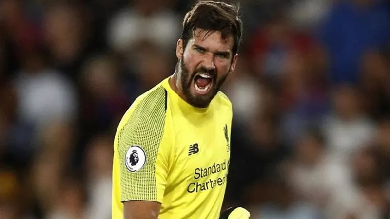حارس مرمى ليفربول : هذه أسباب خسارتنا أمام مانشستر يونايتد