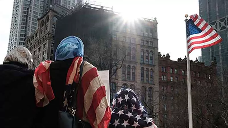 CNN: انتقال أعداد كبيرة من الأمريكيين للإقامة بالمكسيك هربا من غلاء المعيشة