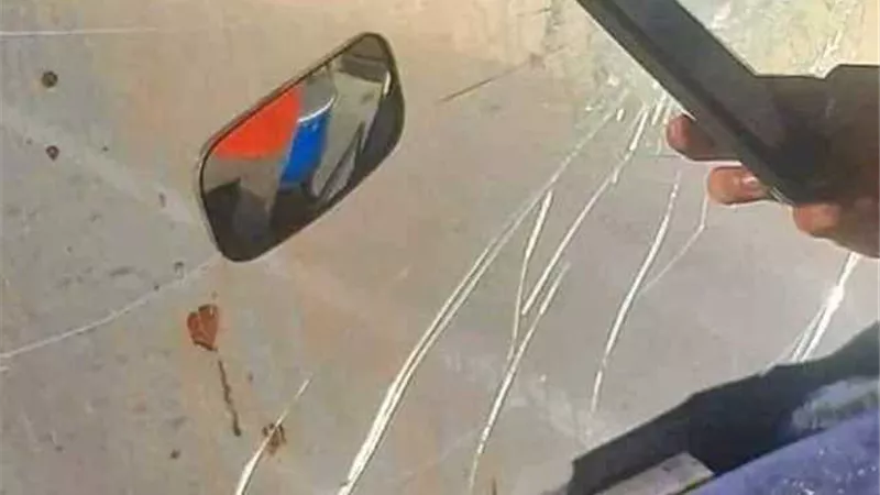سائق حافلة الأهلى يكشف تفاصيل مهمة فى واقعة هجوم جماهير الإسماعيلي