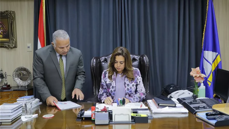 محافظ دمياط توافق: ١٨٠ درجة بدلا من ٢٠٠ درجة للثانوي العام المسائي و١٥٠ درجة للخاص