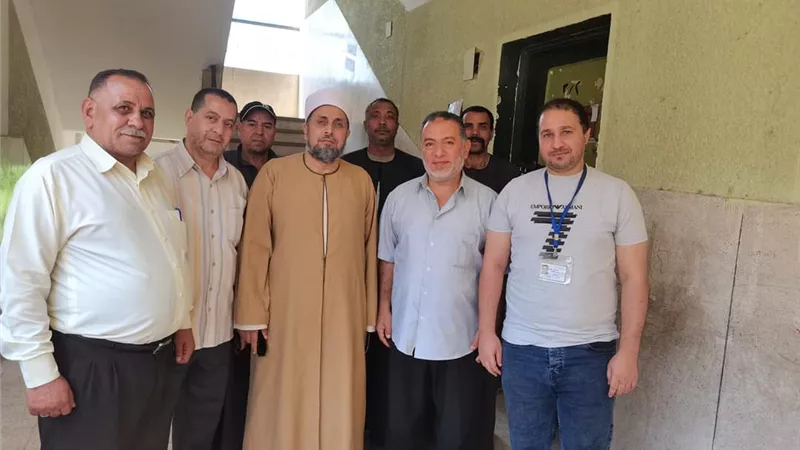 رئيس المنطقة الأزهرية بالشرقية يتابع انتظام العمل بلجنتي النظام والمراقبة