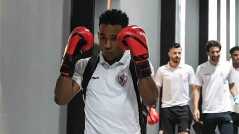 ماذا يعنى احتفال لاعبى الزمالك بقفازات الملاكمة.. الرد مثير من حساب الزمالك على تويتر