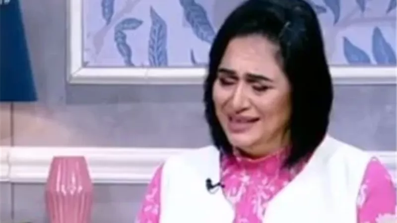 مريم سعيد تبكى على الهواء يسبب زوجها الراحل