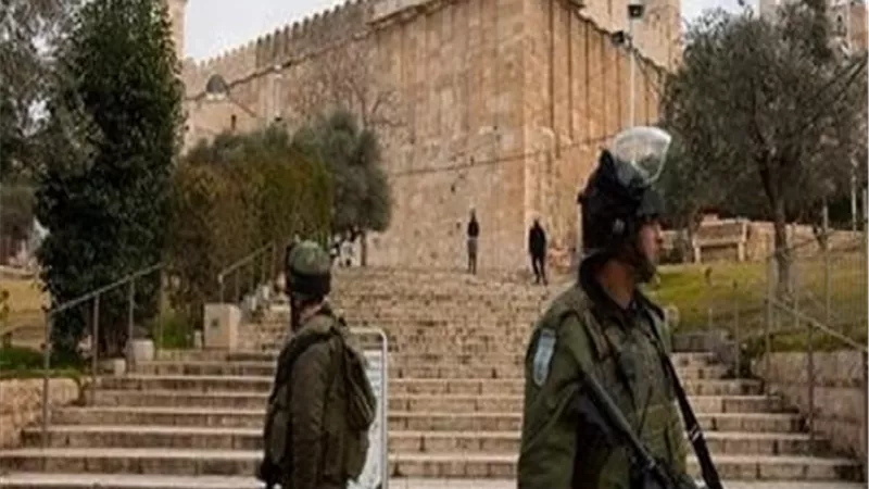 قاضي قضاة فلسطين يستنكر قرار الاحتلال غلق المسجد الإبراهيمي غدًا بحجة الأعياد اليهودية