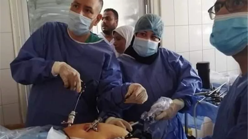 تشغيل وحدة جراحة المناظير بمستشفى فرشوط المركزي