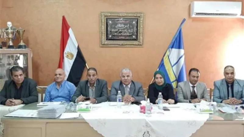 بدء المقابلات الشخصية للمتقدمين للوظائف القيادية بتعليم دمياط