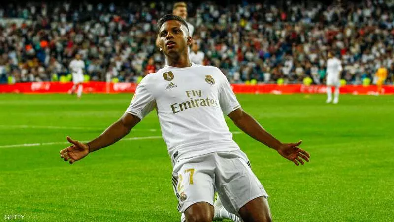 البرازيلي رودريجو يقود هجوم يال مدريد الإسباني امام إسبانيول
