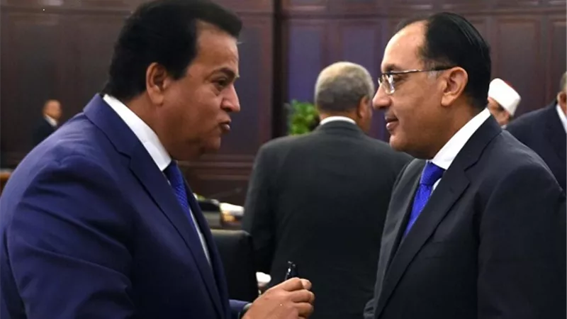 وزير الصحة والسكان يستعرض آخر مستجدات الحالة الوبائية لكورونا