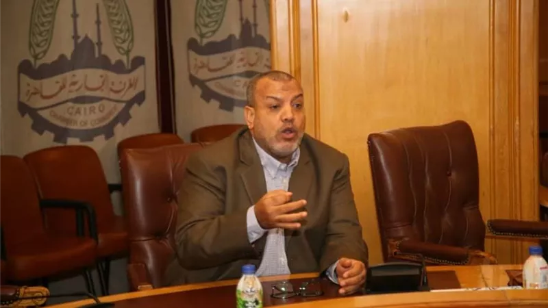 رئيس شعبة الأدوات الصحية يثمن قرار المركزي المصري بشأن حدود السحب والإيداع