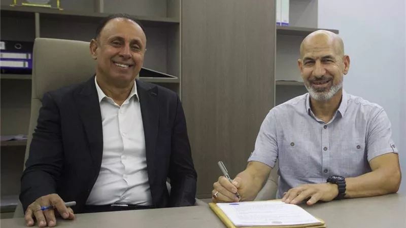 اتحاد الكرة العراقى يوقع عقدا مع شنيشل لتدريب المنتخب الأولمبى