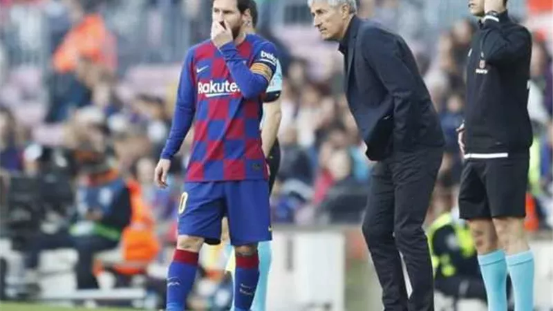 الاهلى يستقر على مدرب برشلونة السابق لقيادة الفريق حال رحيل سواريش