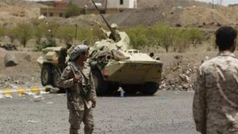 الجيش اليمنى يعلن مقتل وإصابة 9 جنود جراء خروقات الحوثيين للهدنة