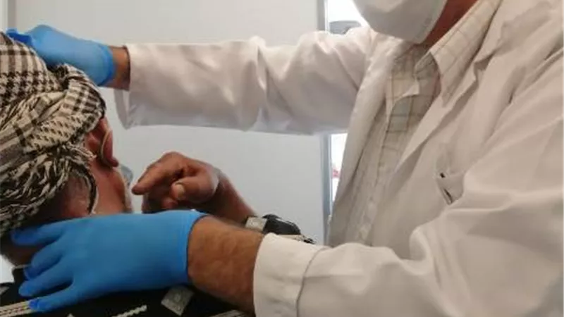 علاج ١٥٥٧ مواطنا بالمجان في قافلة طبية بدمياط..صور