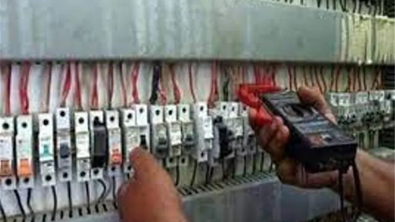 الأمن الاقتصادي: ضبط 3150 قضية ظواهر سلبيةو١١ ألف سرقة تيار كهربائي