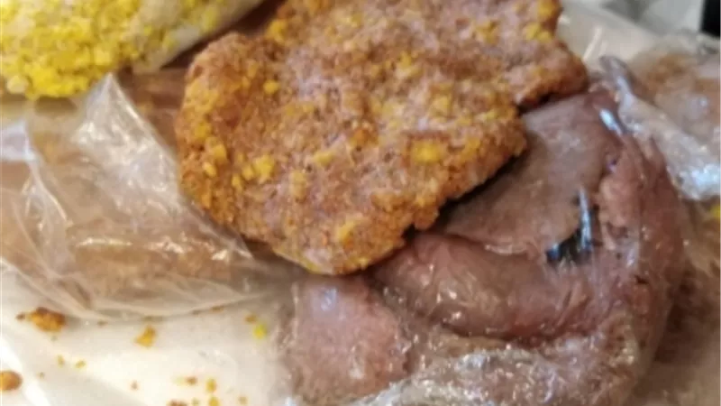 ضبط ١٨٥ كيلو لحوم غير صالحة للاستهلاك الآدمى بالأقصر..صور