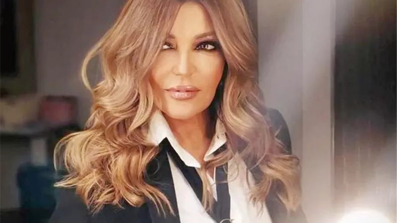 سميرة سعيد تظهر في إنسان آلي علي اليوتيوب