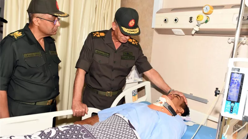 وزير الدفاع يزور مصابى العمليات الحربية بالمجمع الطبى للقوات المسلحة بكوبرى القبة والمعادى