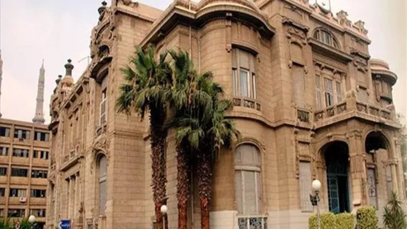 تنسيق الجامعات ٢٠٢٢...شروط القبول بالاقسام الداخلية لكلية آداب عين شمس