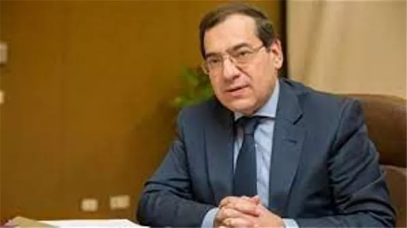 الملا: مصر تعمل من منطلق تاريخى لدعم اشقائها الافارقة فى صناعة البترول والغاز