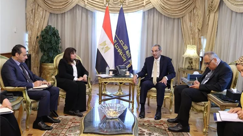 سها جندى: تعاون مع الاتصالات لدعم استفادة المواطنين بالخارج من التحول الرقمى