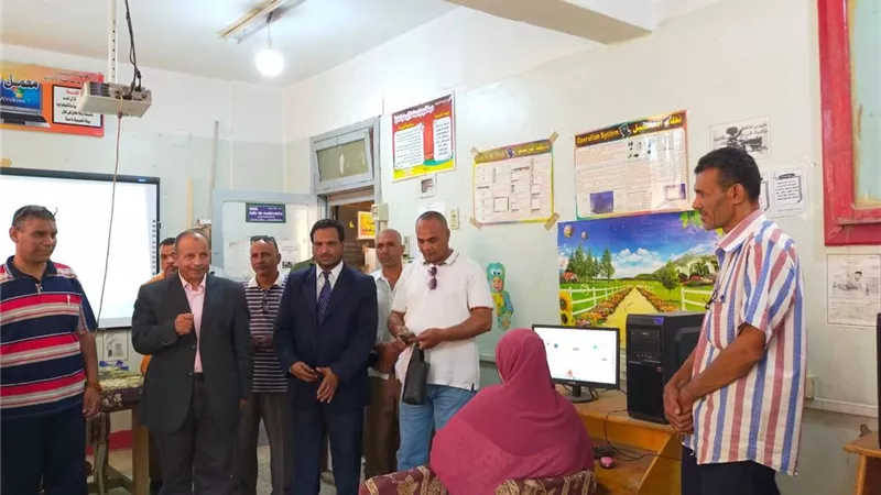 وكيل وزارة التعليم بقنا يشهد فعاليات البرنامج التدريبى بجمعية الطفوله و التنمية