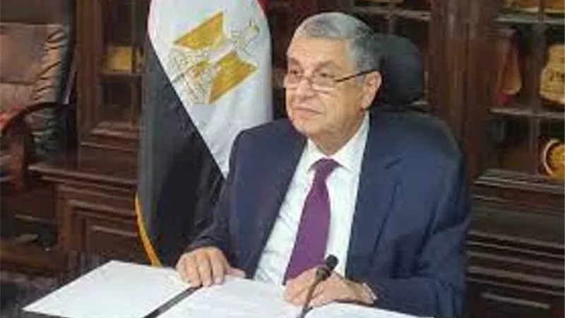 وزير الكهرباء يبحث مع نظيره الجيبوتي تعزيز التعاون المشترك في مجالات الطاقة