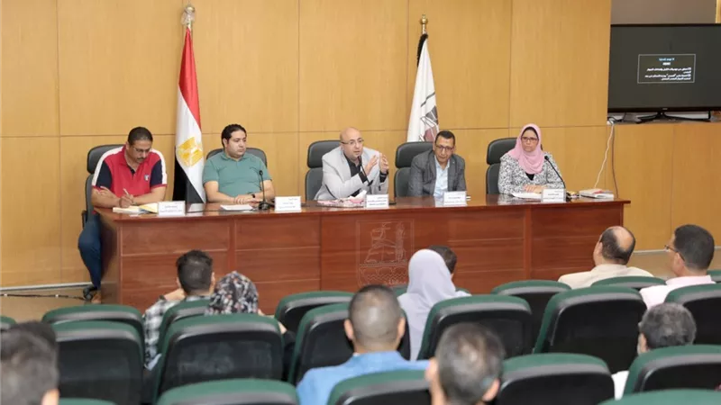لجنة لتنفيذ المبادرة الوطنية للمشروعات الخضراء والذكية ببني سويف