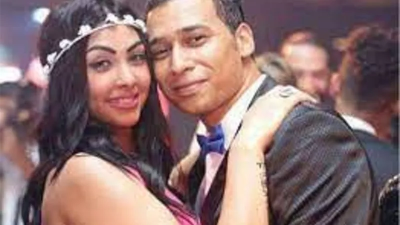 الثالثة تابته .. زوجه أورتيجا تعلن عن انفصالهما