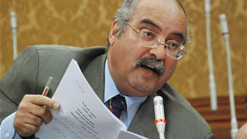 مجدي علام: الظروف المناخية تدفعنا إلى الزراعة المغلقة ولا بديل عن الصوب