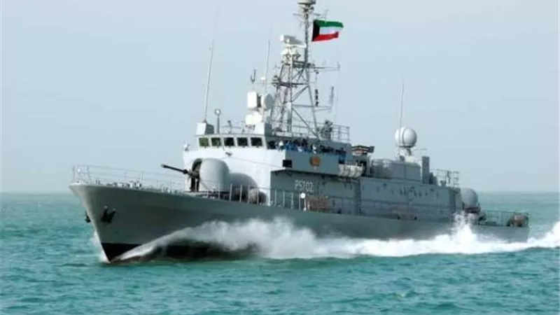 الكويت والعراق ينفذان تدريبًا مشتركًا مع البحرية الأمريكية شمال الخليج العربي