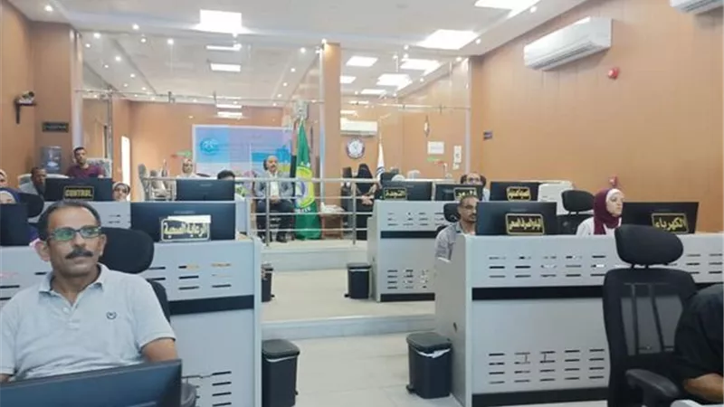 شبكة طوارئ الإسماعيلية تنظم المؤتمر التمهيدى الثانى لتغيرات المناخ ..صور
