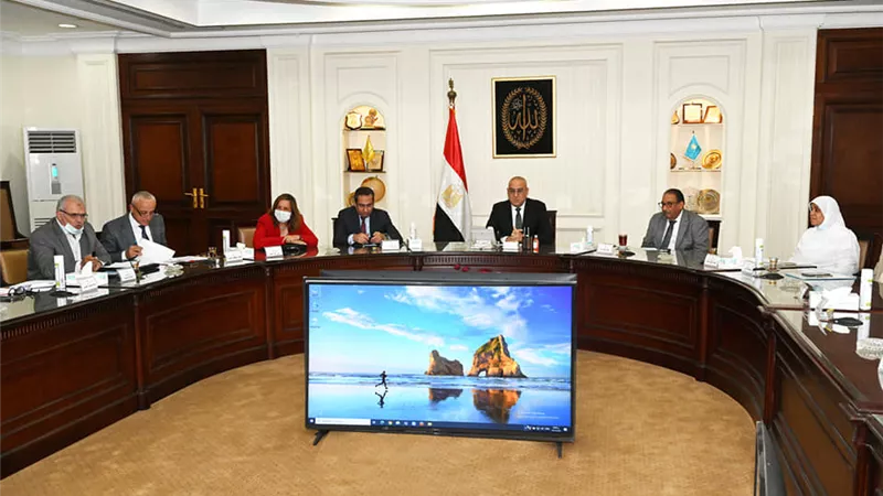 وزير الإسكان يتابع تنفيذ وحدات مبادرة 