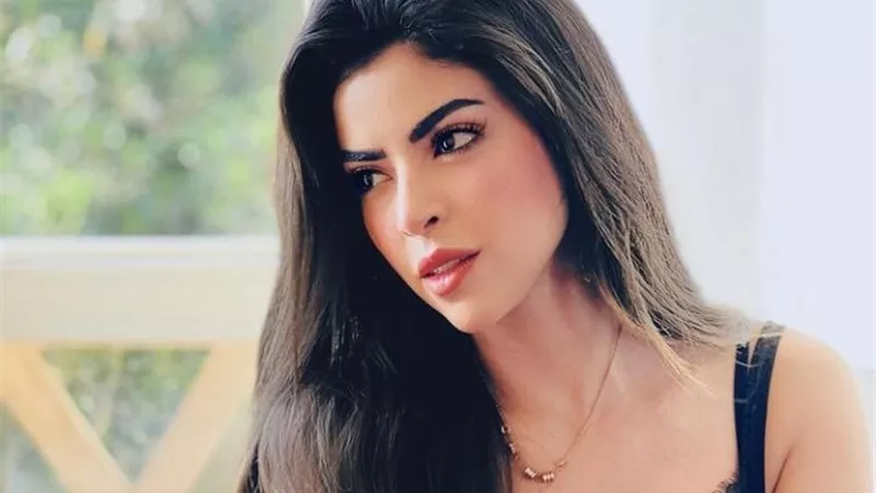 مكياج جذاب.. ميرنا جميل تسحر القلوب بإطلالة مميزة