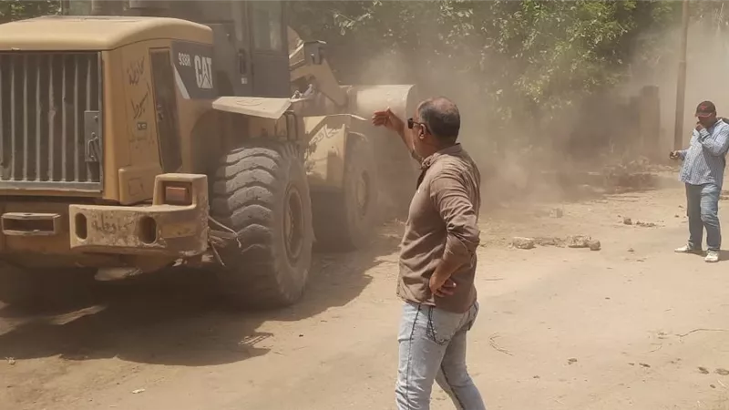 محافظ أسيوط: إزالة 29 حالة تعدي على 2615 متر مباني بالمراكز