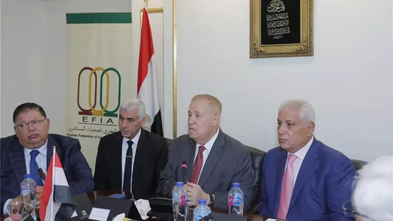 اتحاد المستثمرين يُشيدُ بقرارات الحكومة الاقتصادية