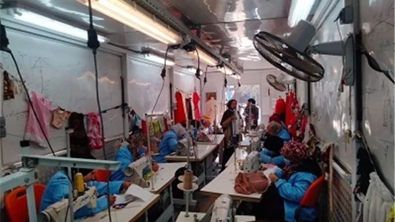 القوى العاملة: إنتهاء 10 دورات بوحدة التدريب المتنقلة ونقلها لمركز البداري بأسيوط