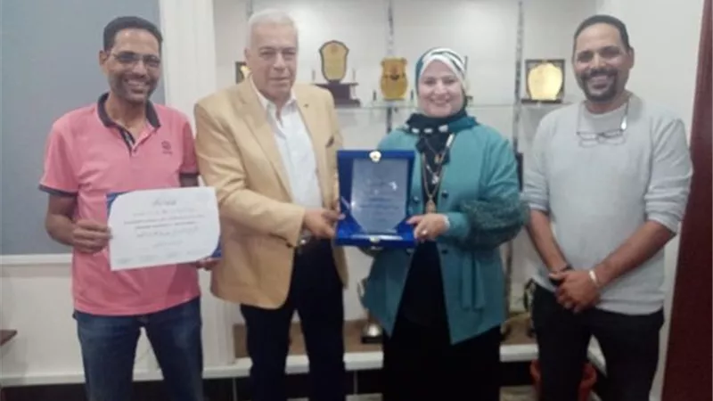 تعليم الإسماعيلية ثالث الجمهورية في مهرجان الفنون المسرحية..صور