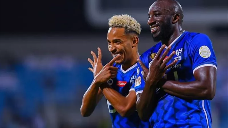 الهلال يفوز على الفيحاء بثنائية نظيفة في الدوري السعودي