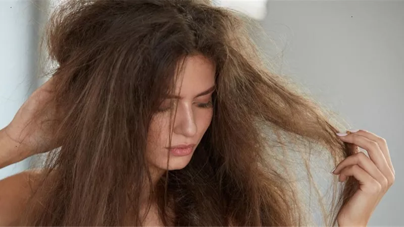 أسباب وعلاج تقصف الشعر