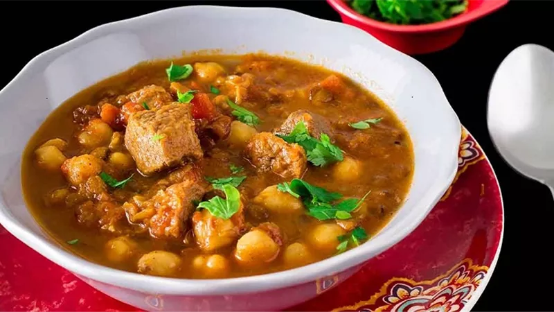 طريقة عمل شوربة الحريرة